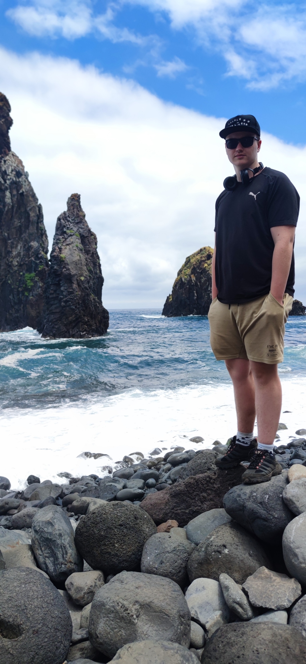 Waves hitting the stones at Madeira